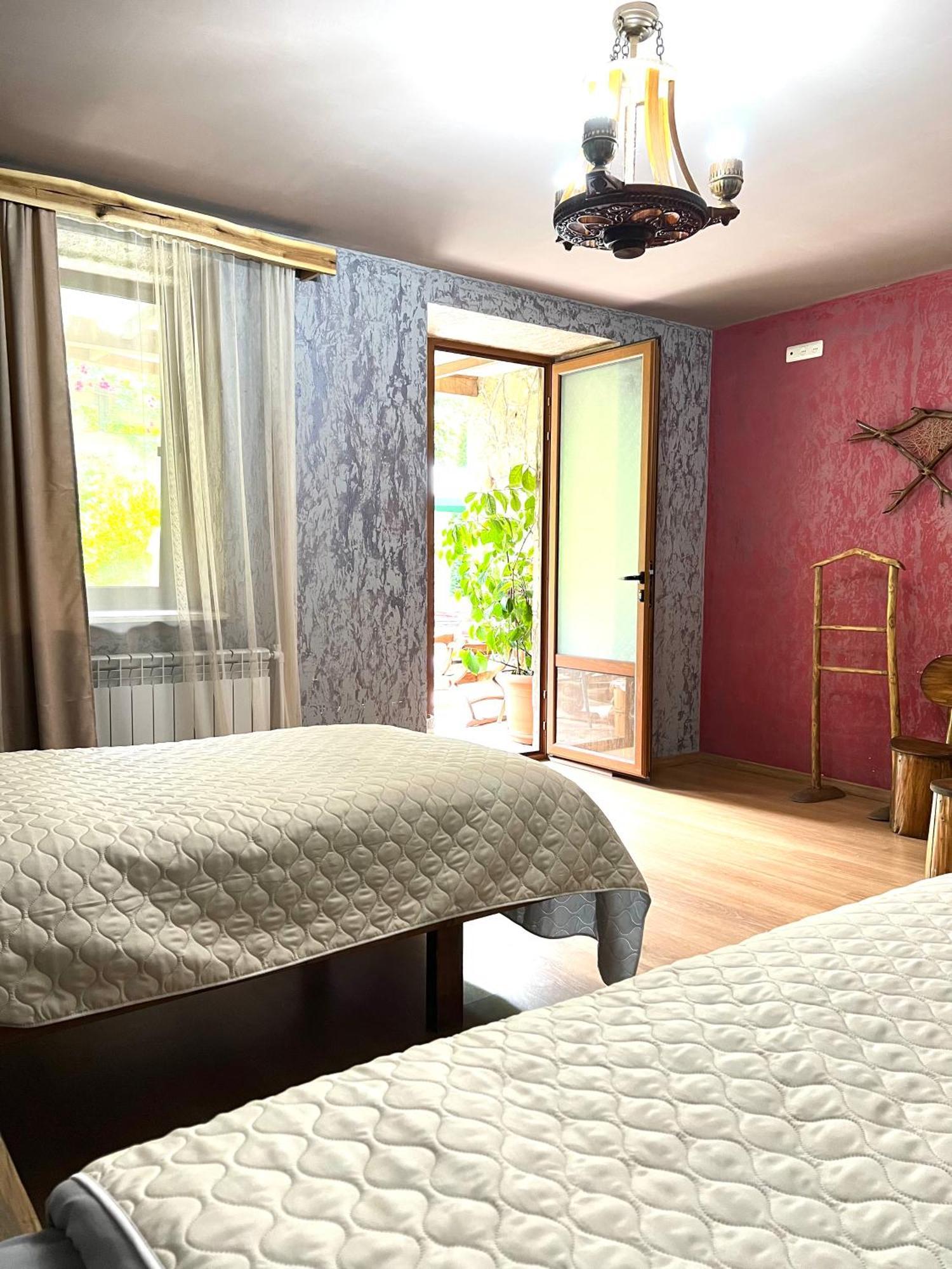 Artsiv Guesthouse Dilijan Exterior foto